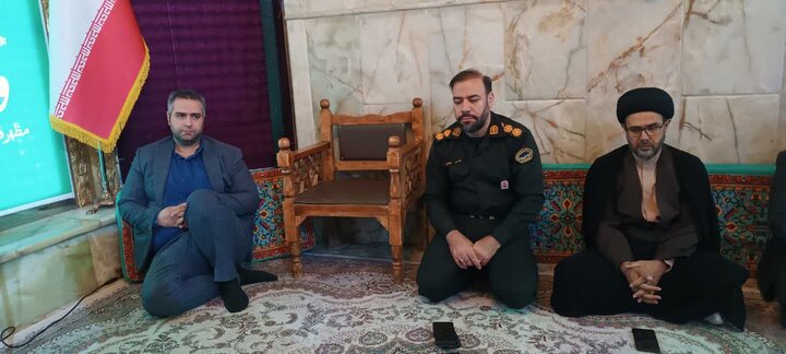 تصاویر/برگزاری درس اخلاق مسئولین شهرستان ساوه به مناسبت هفته دولت