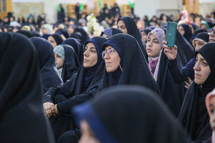 جشن بزرگ میلاد پیامبر اکرم (ص) و امام صادق (ع) با حضور پرشور ویژه خدام خواهر حرم بانوی کرامت