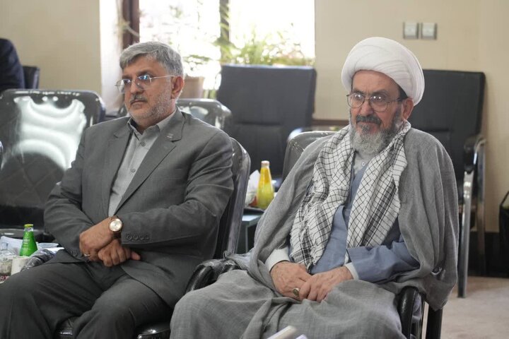 تصاویر/ اختتامیه همایش بین المللی گفتگو و مناظرات رضوی در اردبیل