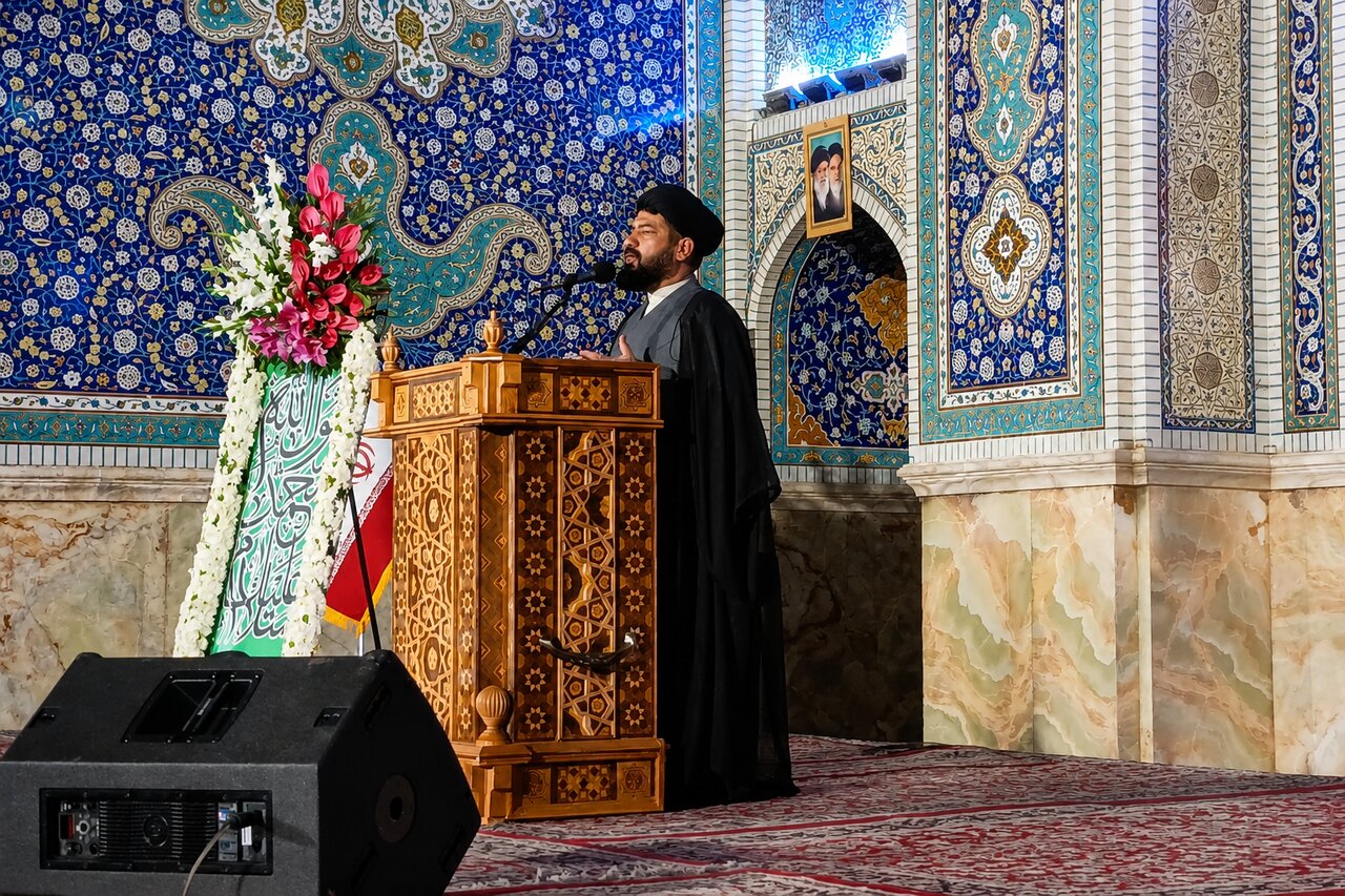 مراسم شام میلاد پیامبر اکرم(ص) و امام صادق(ع) در حرم‌مطهر رضوی