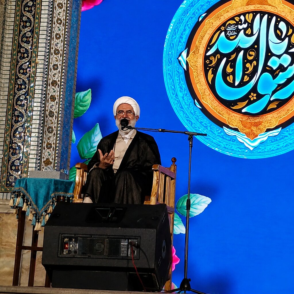 مراسم شام میلاد پیامبر اکرم(ص) و امام صادق(ع) در حرم‌مطهر رضوی