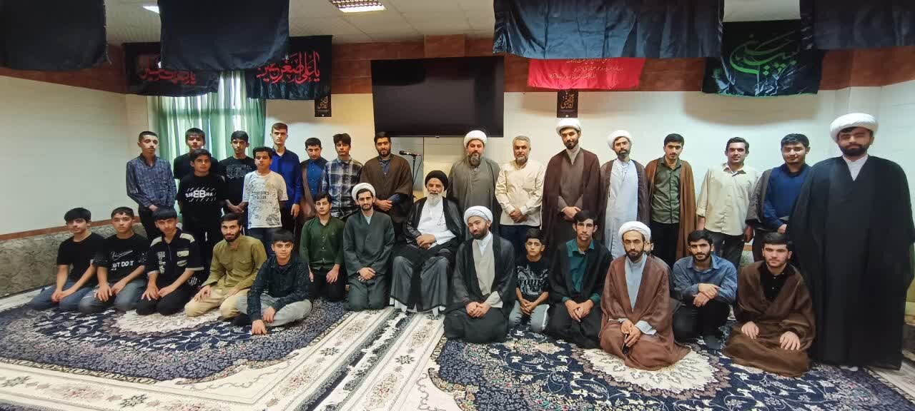 حضور امام جمعه اهواز در مدرسه علمیه امام رضا(ع) اندیکا
