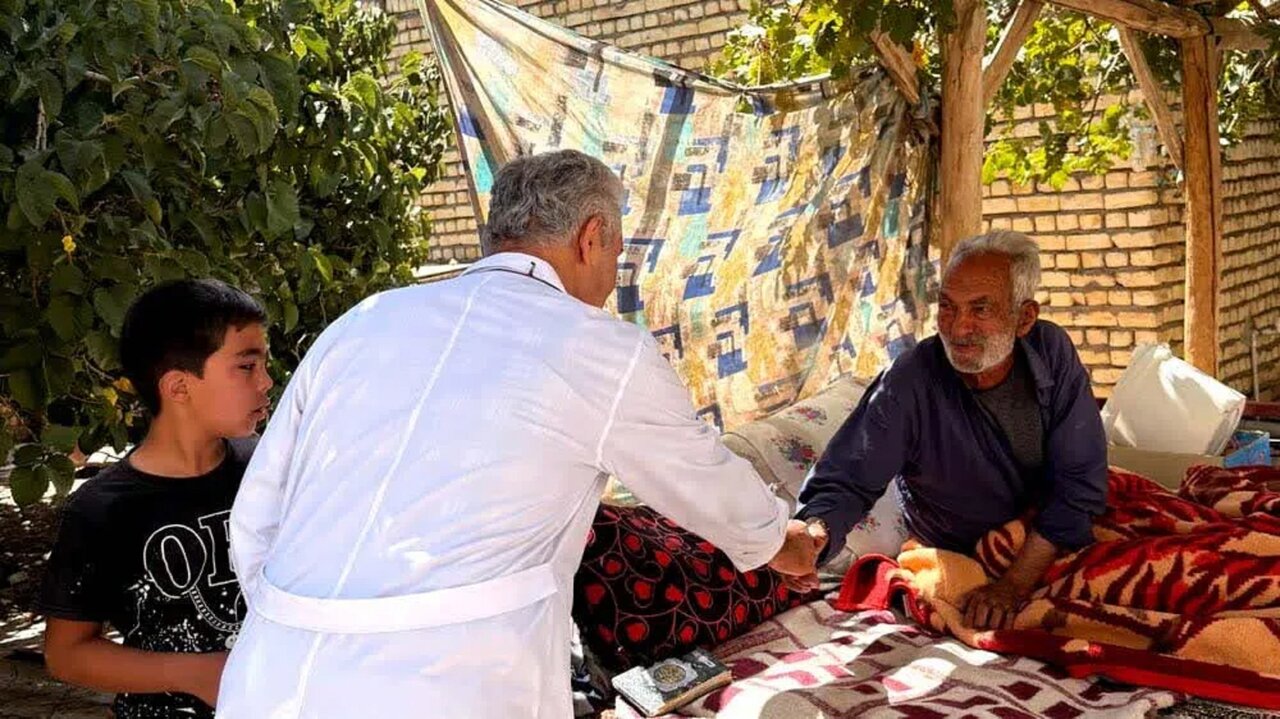خدمات جهادی رایگان سلامت به بیش از ۳۰۰ نفر در کاشان ارائه شد