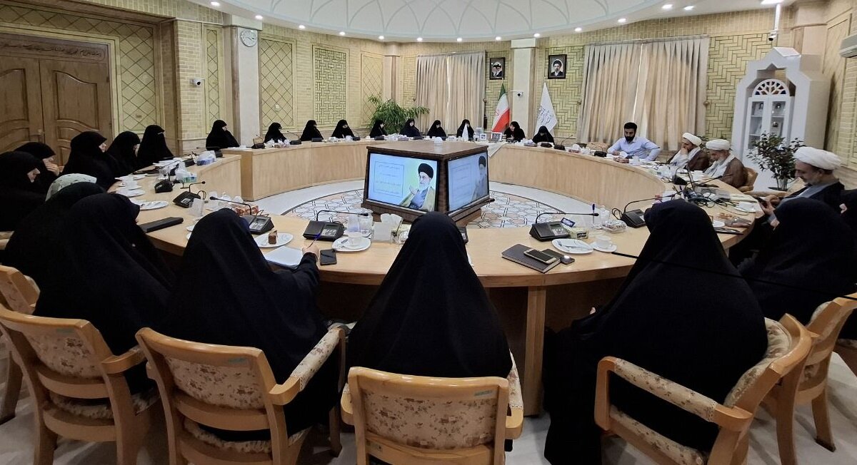 بسیجیان در جنگ ترکیبی و جنگ شناختی، پیش قراول هستند