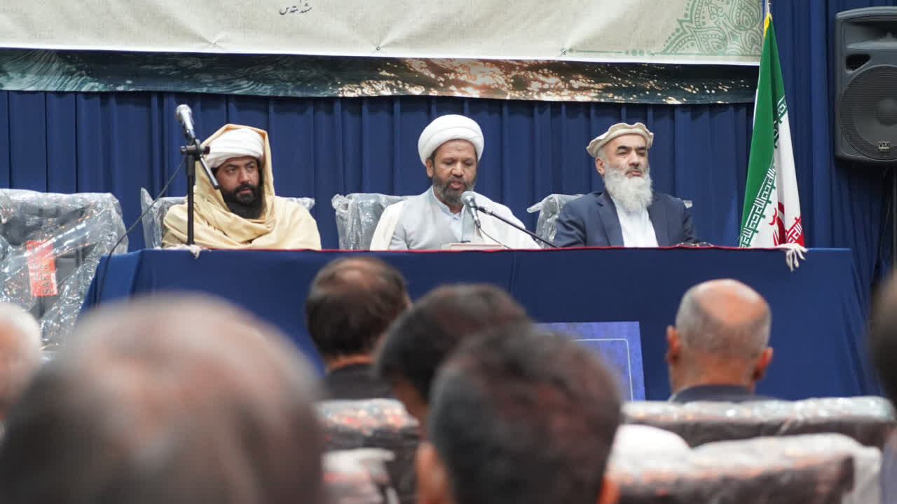 همایش پرچمداران وحدت با حضور علمای و شخصیت های  افغانستانی در مشهد
