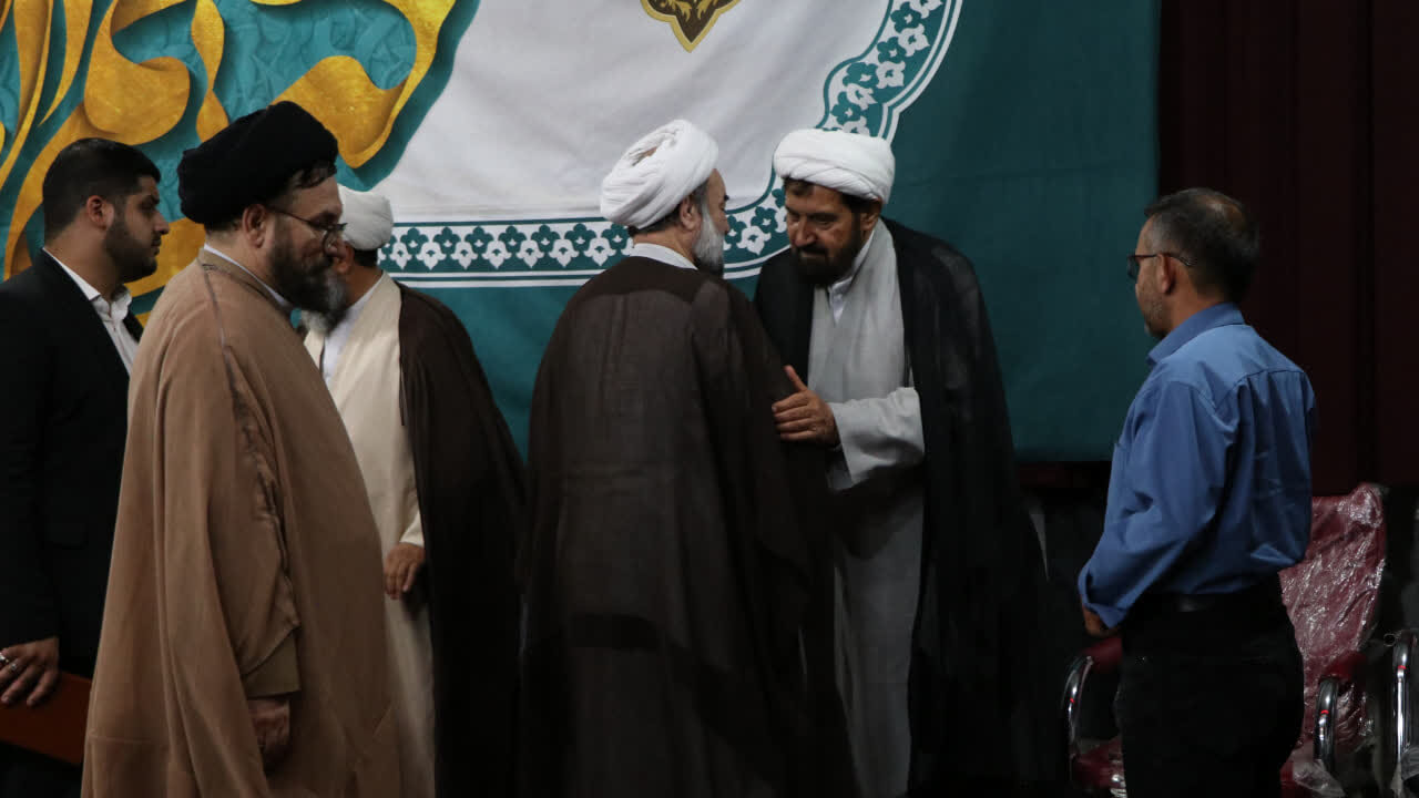 همایش پرچمداران وحدت با حضور علمای و شخصیت های  افغانستانی در مشهد