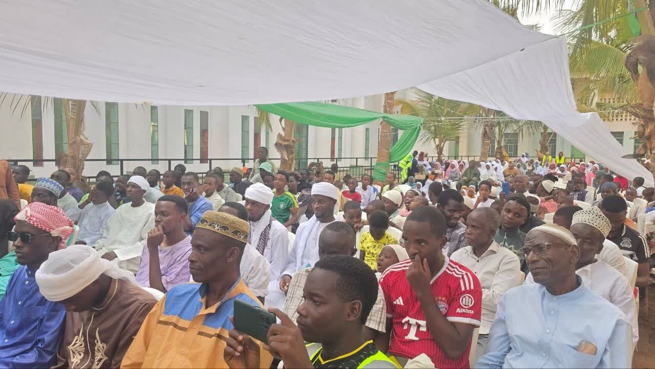 Mashia wa Burundi Wafanya Sherehe ya Kuenzi Mazazi ya Mtume Muhammad (s.a.w.w.)