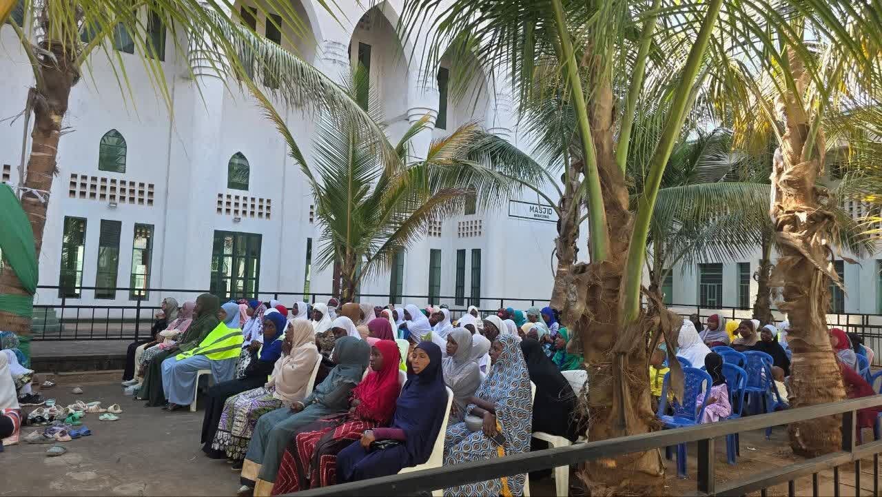 Mashia wa Burundi Wafanya Sherehe ya Kuenzi Mazazi ya Mtume Muhammad (s.a.w.w.)