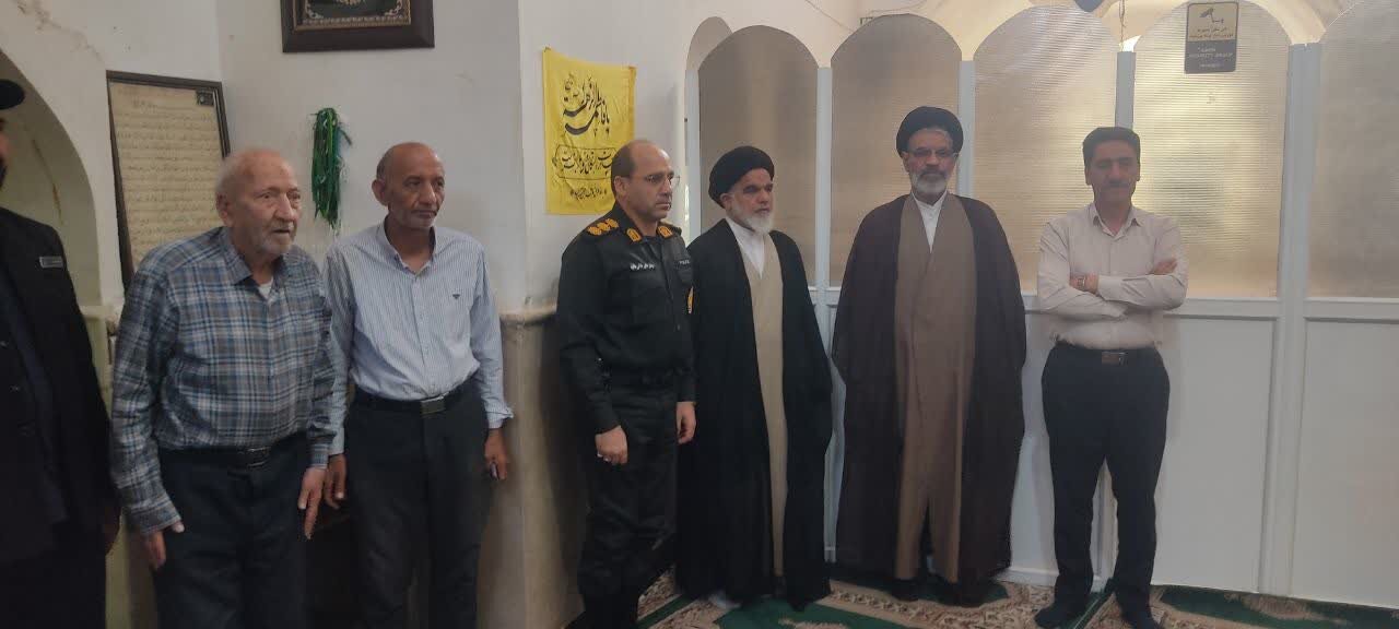 آیین غبارروبی و عطرافشانی امامزاده شاه سلطان حسین (ع) روستای ابیازن برگزارشد+تصاویر