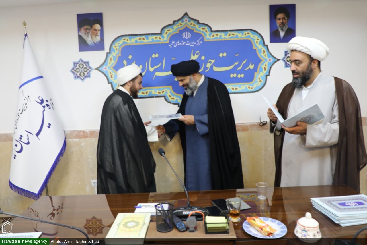تقدیر از دست اندرکاران میثاق طلبگی ١۴٠۵ یزد