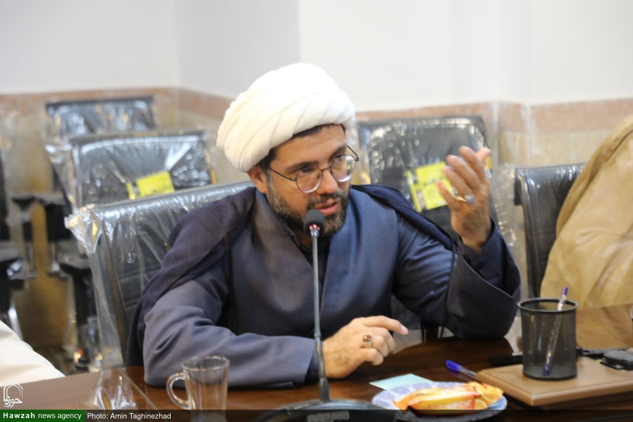 تقدیر از دست اندرکاران میثاق طلبگی ١۴٠۵ یزد