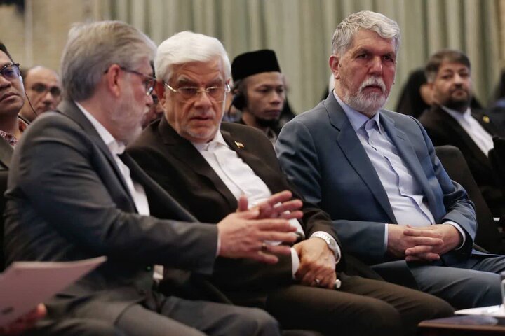 تصاویر/ نخستین جایزه دیپلماسی فرهنگی و عمومی جمهوری اسلامی ایران