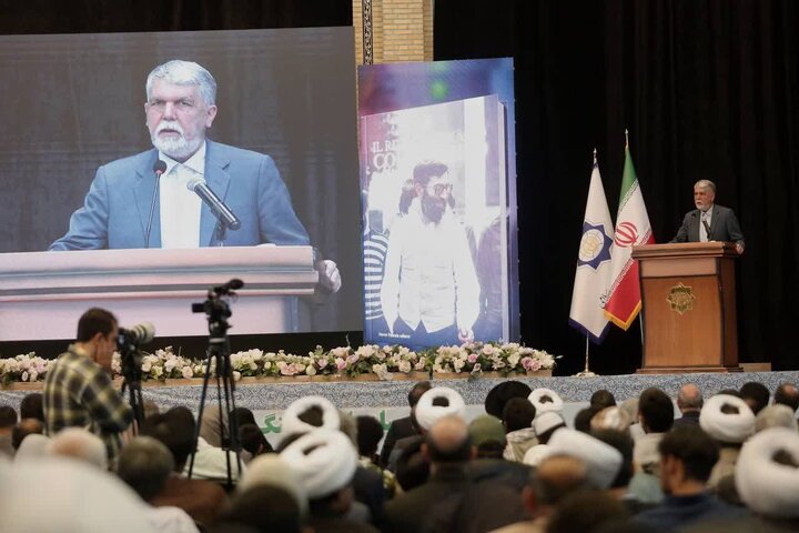 تصاویر/ نخستین جایزه دیپلماسی فرهنگی و عمومی جمهوری اسلامی ایران