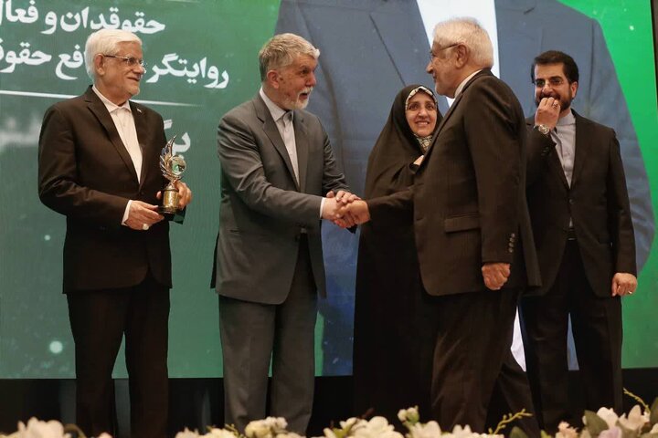 تصاویر/ نخستین جایزه دیپلماسی فرهنگی و عمومی جمهوری اسلامی ایران