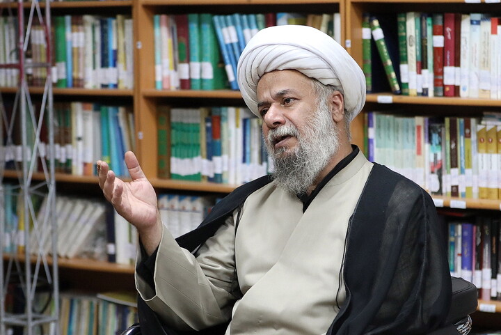 تصاویر/  میزگرد تخصصی با موضوع «خونخواهی و انتقام خون قائد شهید»