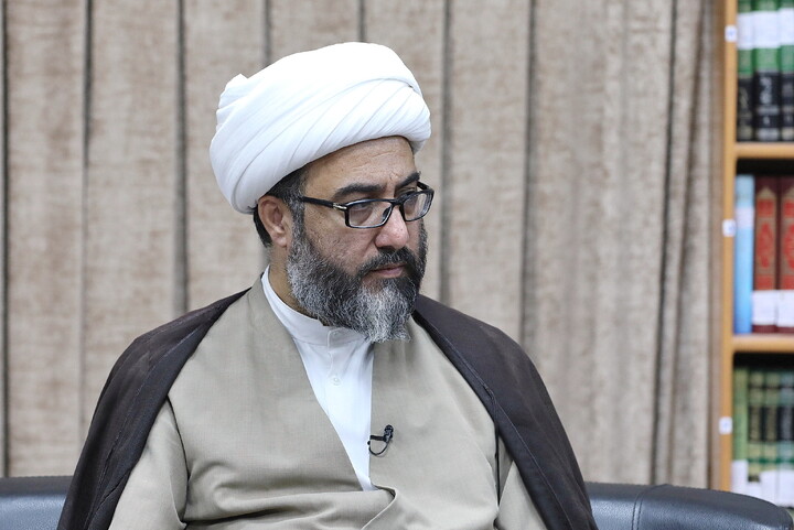 تصاویر/  میزگرد تخصصی با موضوع «خونخواهی و انتقام خون قائد شهید»