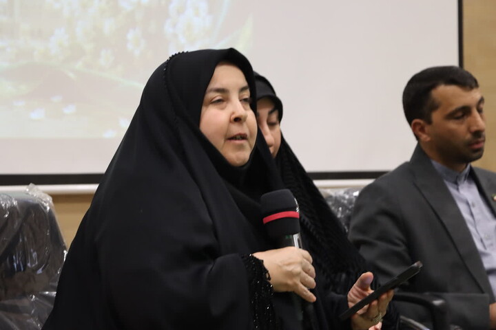 تصاویر / شب شعر «امت احمد» حسن‌ختام برنامه های هفته وحدت در تبریز