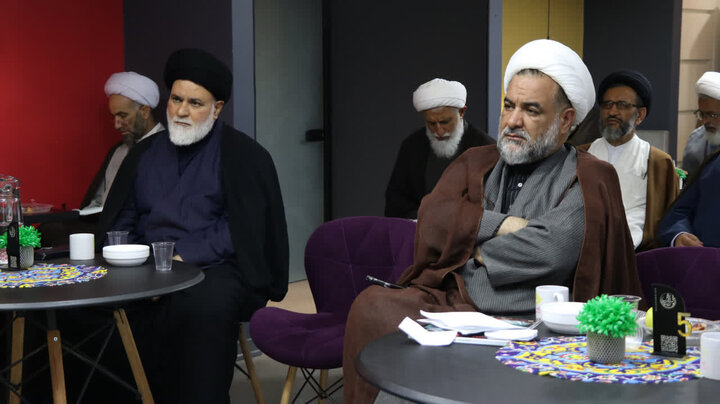 تصاویر/گردهمایی روحانیون و ائمه جمعه استان مرکزی در اراک