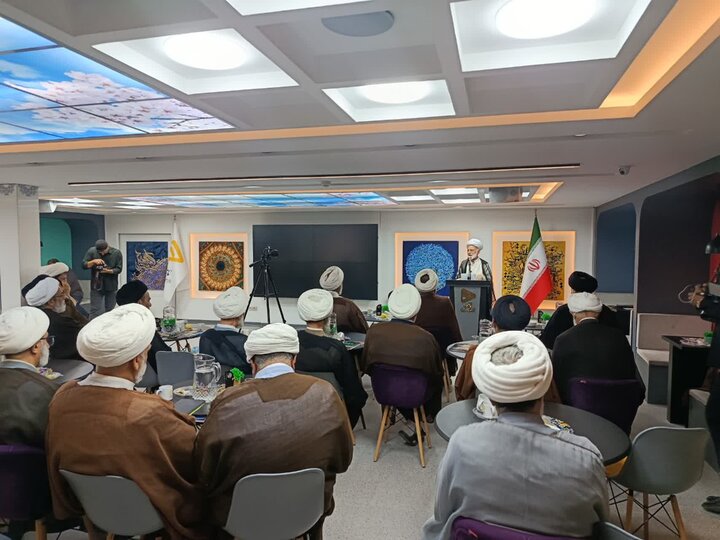 تصاویر/گردهمایی روحانیون و ائمه جمعه استان مرکزی در اراک