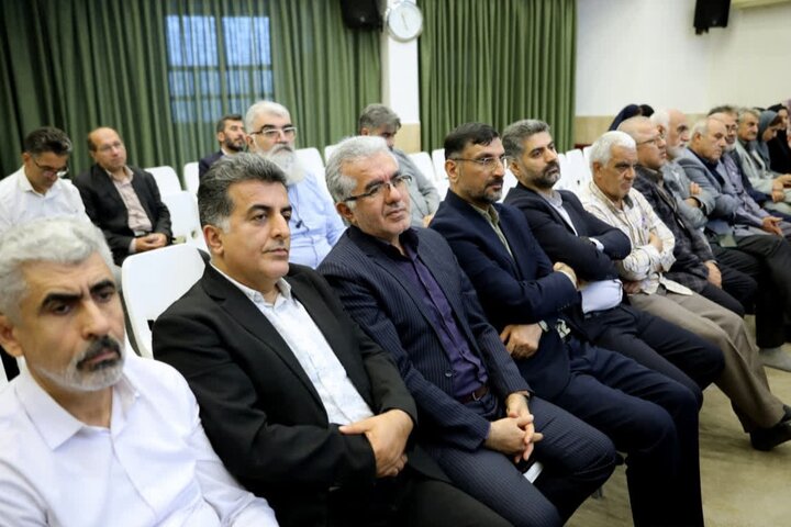 تصاویر / دیدار نماینده ولی فقیه در گلستان با جمعی از نمایندگان احزاب استان