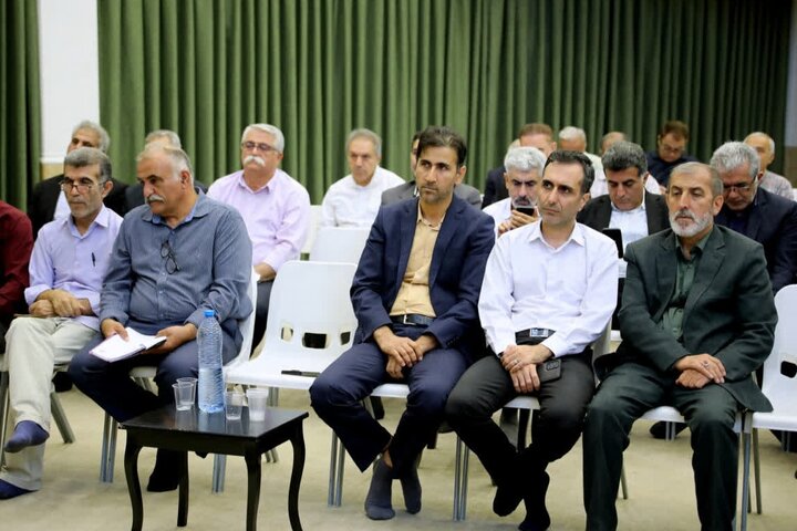تصاویر / دیدار نماینده ولی فقیه در گلستان با جمعی از نمایندگان احزاب استان