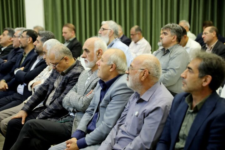تصاویر / دیدار نماینده ولی فقیه در گلستان با جمعی از نمایندگان احزاب استان