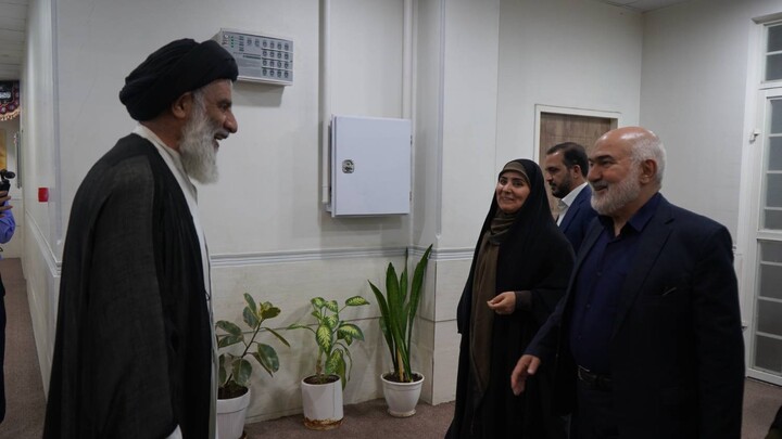 دیدار وزیر راه و شهرسازی با نماینده ولی فقیه در خوزستان