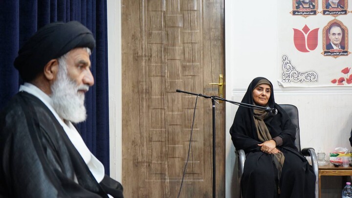دیدار وزیر راه و شهرسازی با نماینده ولی فقیه در خوزستان
