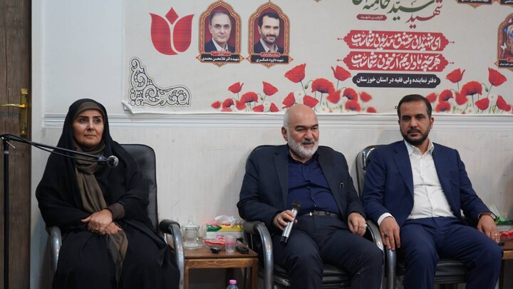 دیدار وزیر راه و شهرسازی با نماینده ولی فقیه در خوزستان