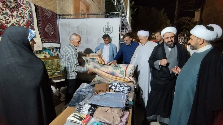 تصاویر/بازدید مدیرکل بقاع متبرکه کشور از نمایشگاه «شهر وقف»در اراک