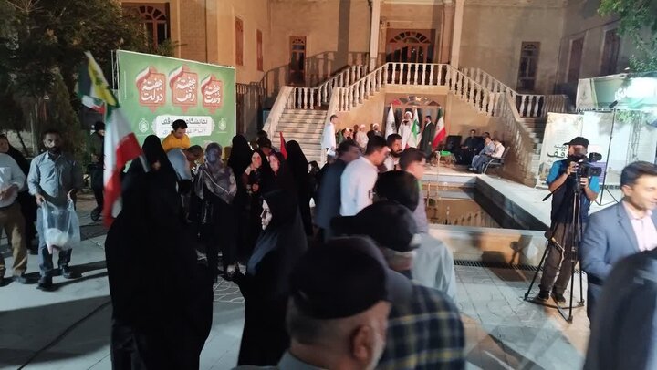 تصاویر/بازدید مدیرکل بقاع متبرکه کشور از نمایشگاه «شهر وقف»در اراک