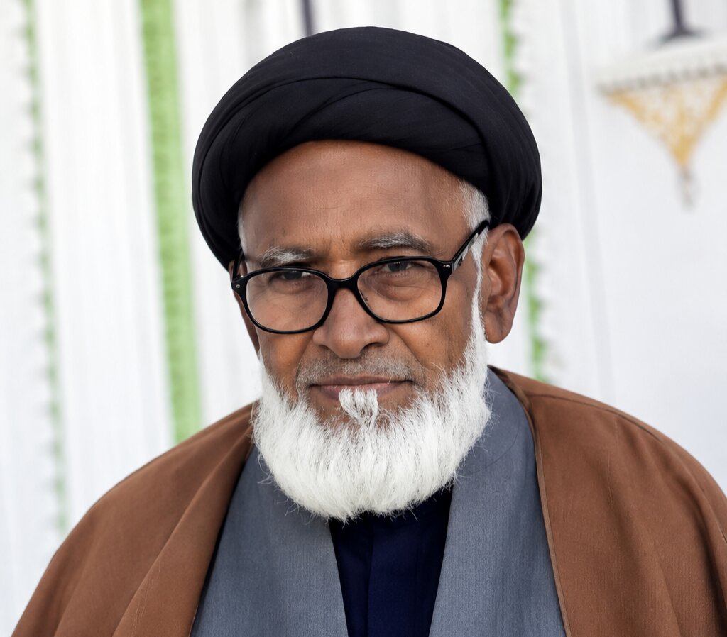 روحانی برجسته هندی دعوت حق را لبیک گفت