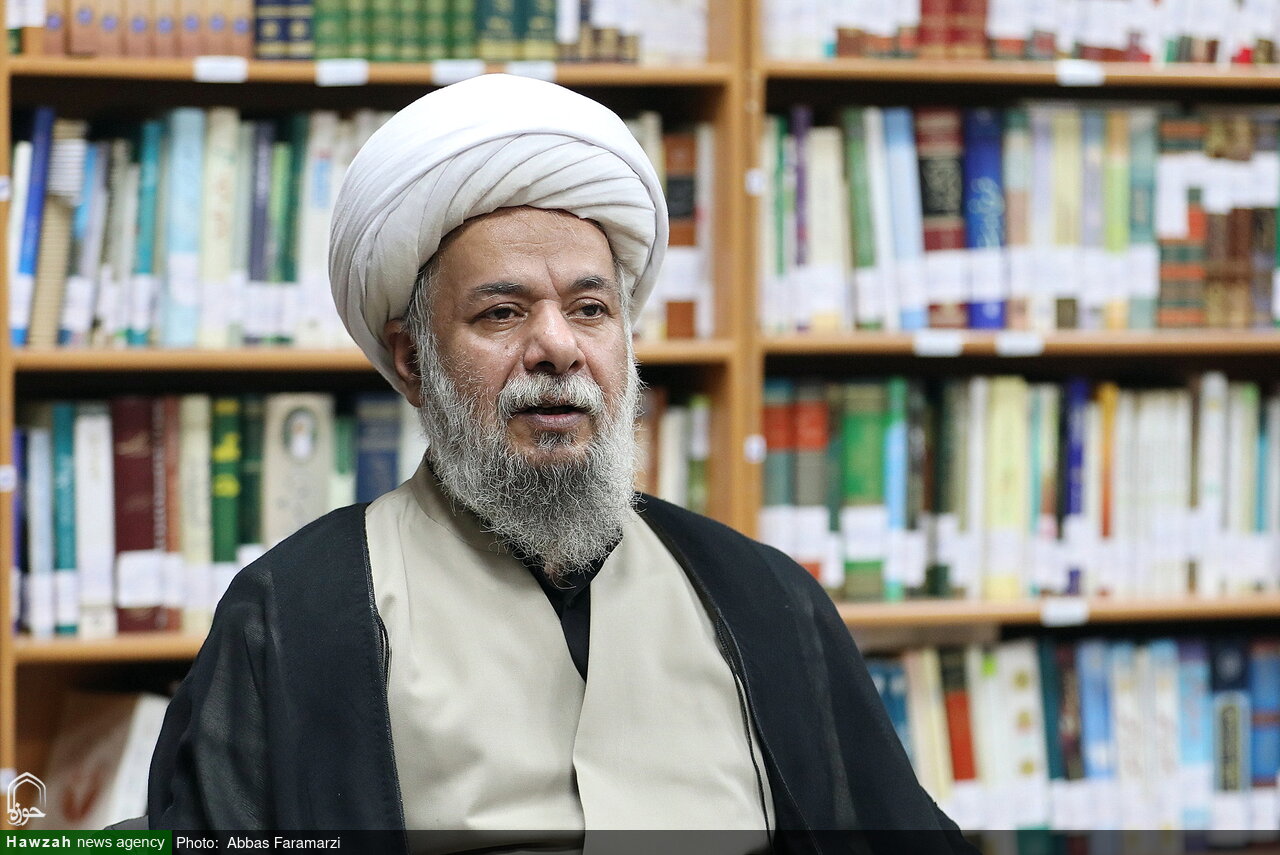 گزارشی از میزگرد پنجم با موضوع «خونخواهی و انتقام خون قائد شهید» / انتقام؛ مفهومی محدود به زمان، افراد یا حکومت‌ها نیست