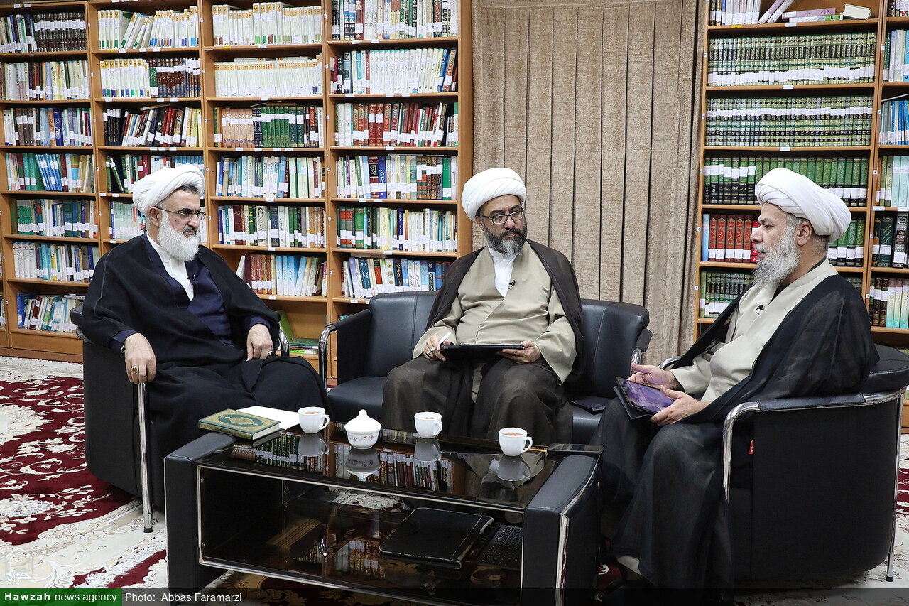 گزارش کامل میزگرد «خونخواهی و انتقام خون قائد شهید» / انتقام یک حق شرعی، اجتماعی و حکومتی است