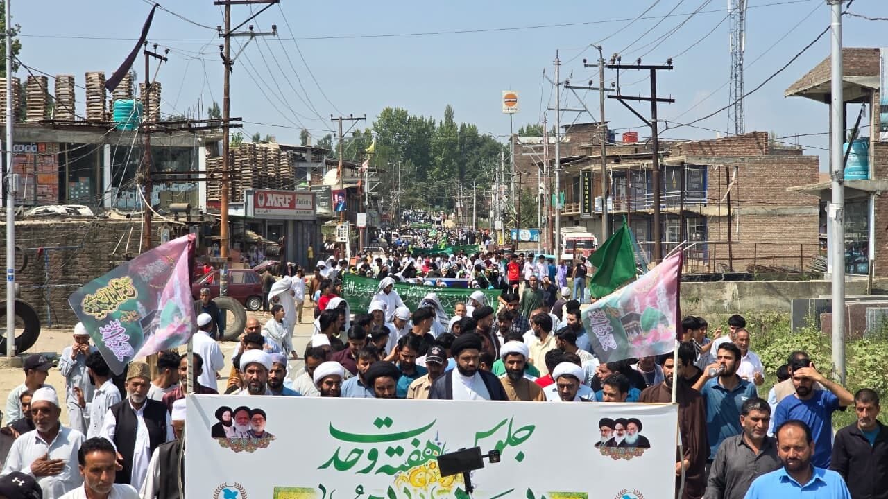 ज्ञान और जागरूकता के साथ सादेक़ैन की शिक्षाओं पर अमल अनिवार्य है: आगा सय्यद हसन मूसवी