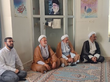 تصاویر/ بازدید مدیر مدرسه علمیه آیت‌الله مدنی کاشانی از اردوی میثاق طلبگی در قمصر