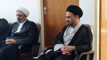 دیدار معاون اداره کل اوقاف استان مرکزی با امام جمعه خمین
