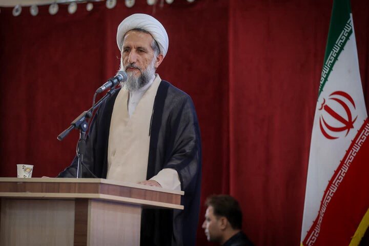 تصاویر / همایش یاوران وقف با حضور امام جمعه قزوین