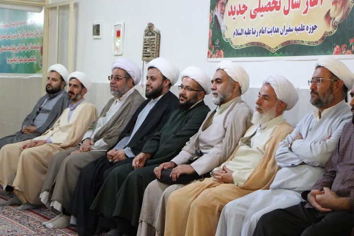 افتتاحیه سال تحصیلی مدرسه علمیه سفیران ملایر