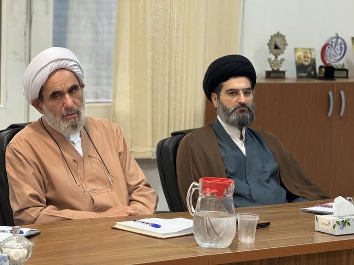 تصاویر/ نشست هم اندیشی سال تحصیلی جدید مدیریت حوزه علمیه گیلان