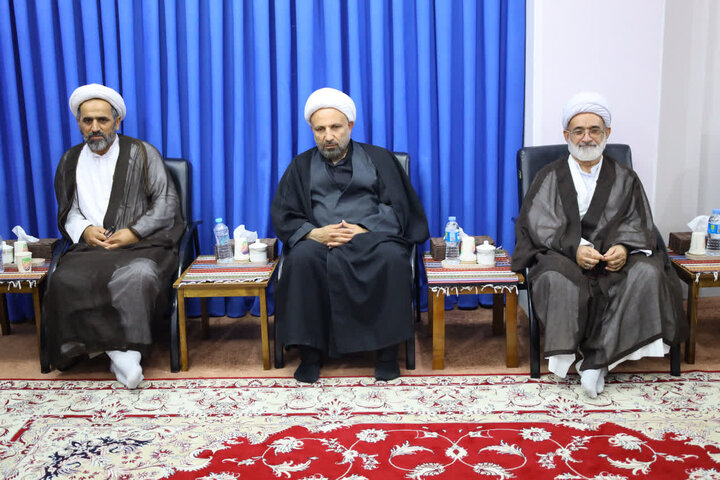 تصاویر/ دیدار جمعی از روحانیون دودانگه ساری با نماینده ولی فقیه در مازندران