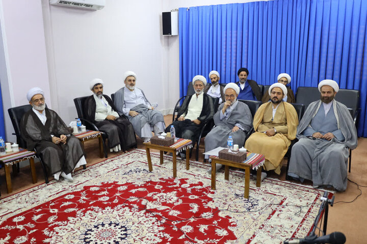 تصاویر/ دیدار جمعی از روحانیون دودانگه ساری با نماینده ولی فقیه در مازندران