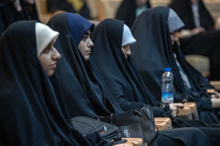 تصاویر/ حضور طحان‌نظیف در چهل و سومین نشست پایانی دوره اتحادیه دفتر تحکیم وحدت
