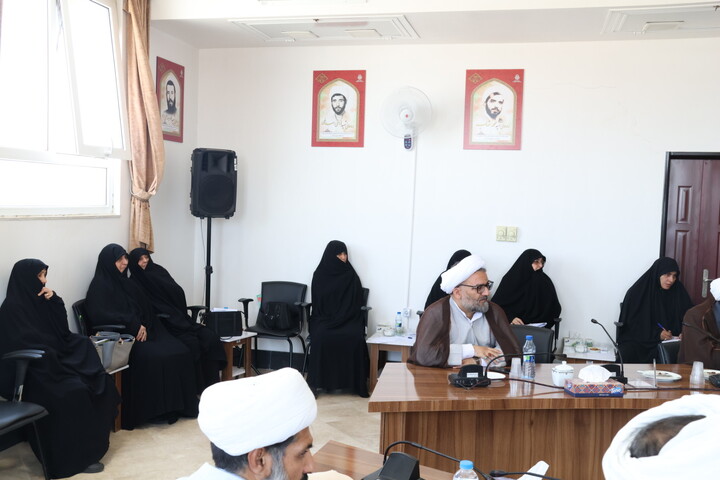 تصاویر| اجلاسیه اساتید و مدرسین دروس اخلاق حوزه علمیه خراسان جنوبی