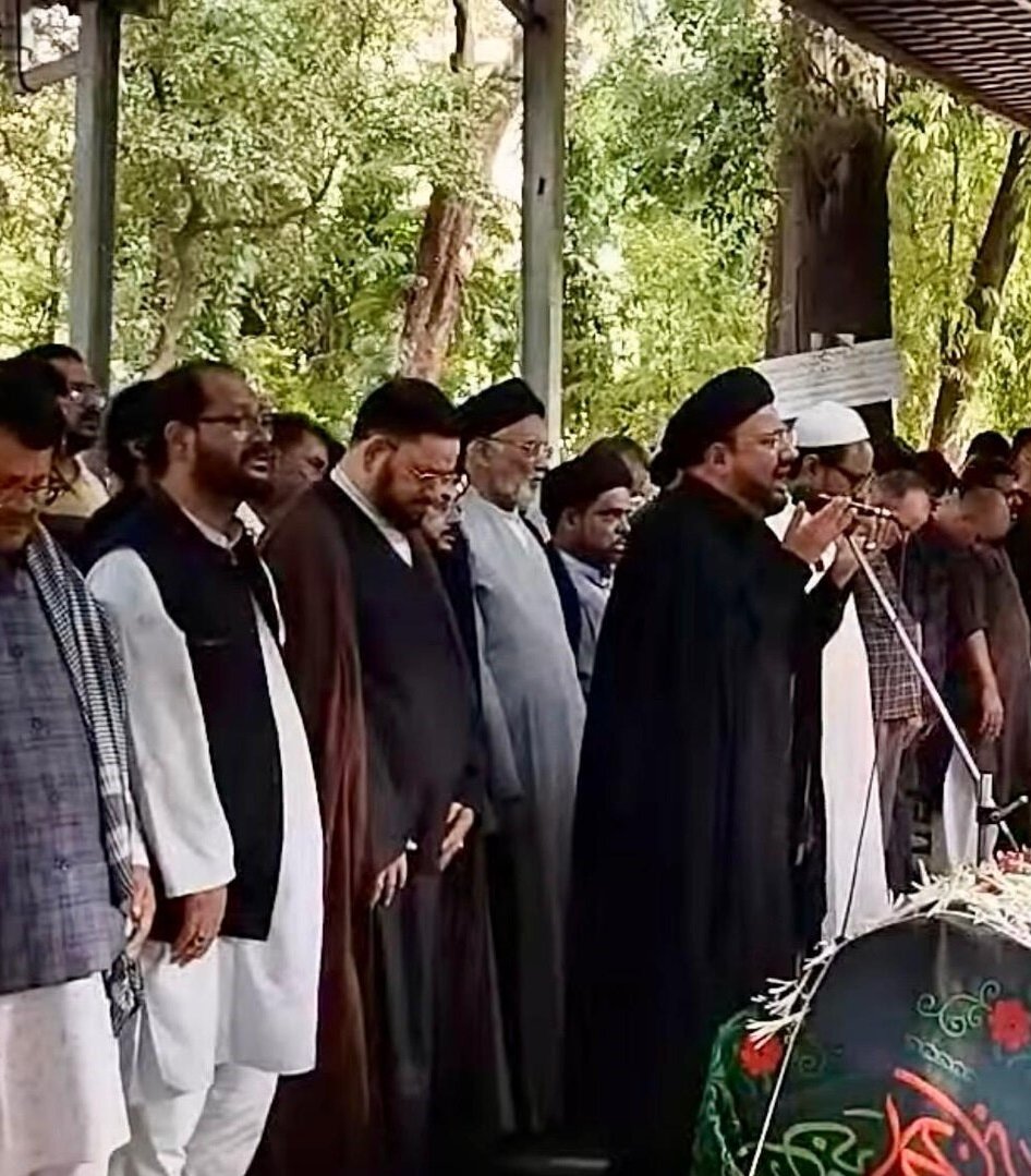 मौलाना सय्यद अबुल कासिम रिज़वी की माता सुपुर्द-ए-ख़ाक, उलमा व मोमिनीन की बड़ी संख्या मे भागीदारी