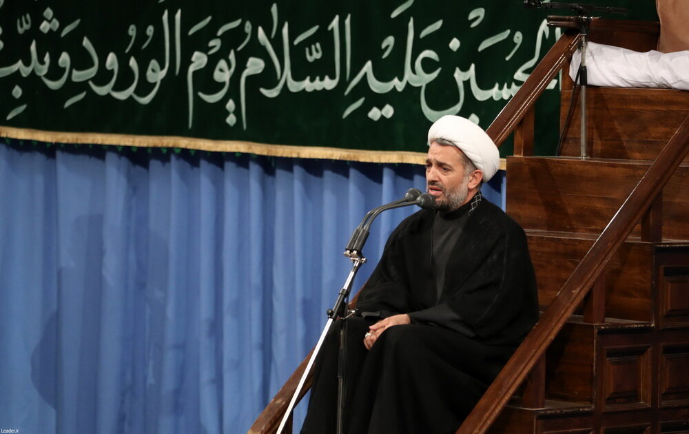 بزرگداشت والد معاون تبلیغ حوزه‌های علمیه / اهمیت زیارت اهل قبور و استمرار احسان به والدین پس از وفاتشان