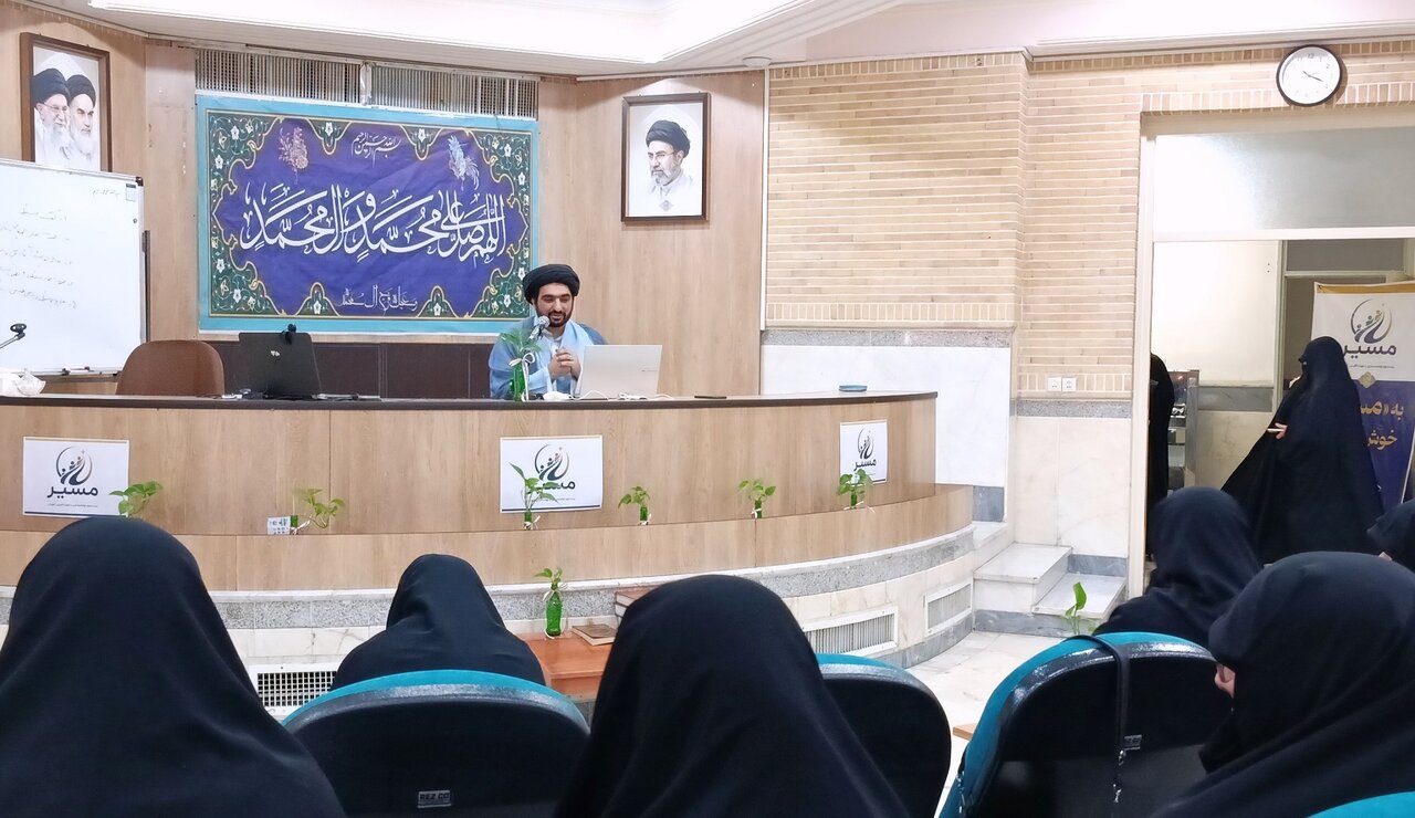 تقریرنویسی؛ حلقه اتصال آموزش و پژوهش در مسیر تحصیل کارآمد