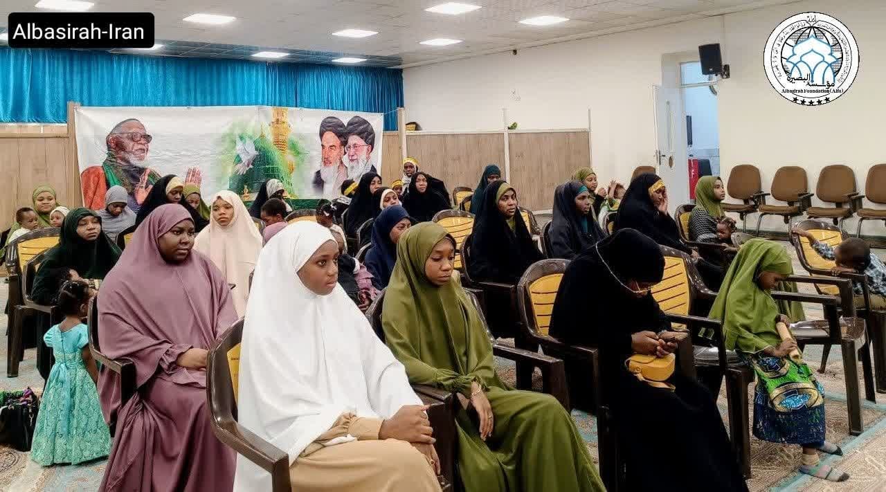 Cibiyar Albasira Qum Ta Gudanar da Gagarumin Taron Mauludin Manzon Allah (S.A.W.A) da Imam Jafar Sadik (A.S) a Masallacin Jamkaran
