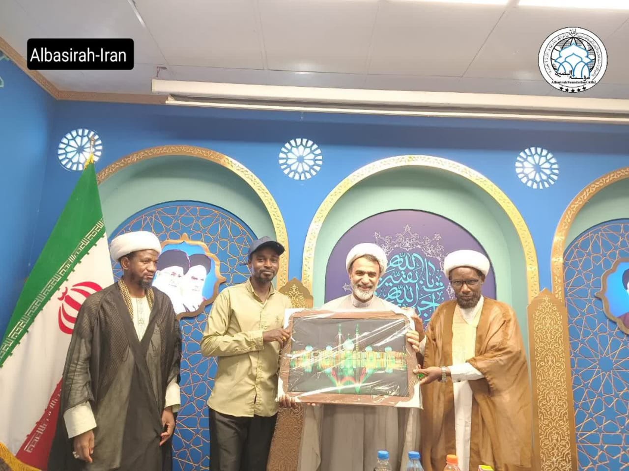 Cibiyar Albasira Qum Ta Gudanar da Gagarumin Taron Mauludin Manzon Allah (S.A.W.A) da Imam Jafar Sadik (A.S) a Masallacin Jamkaran