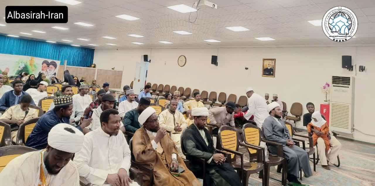 Cibiyar Albasira Qum Ta Gudanar da Gagarumin Taron Mauludin Manzon Allah (S.A.W.A) da Imam Jafar Sadik (A.S) a Masallacin Jamkaran